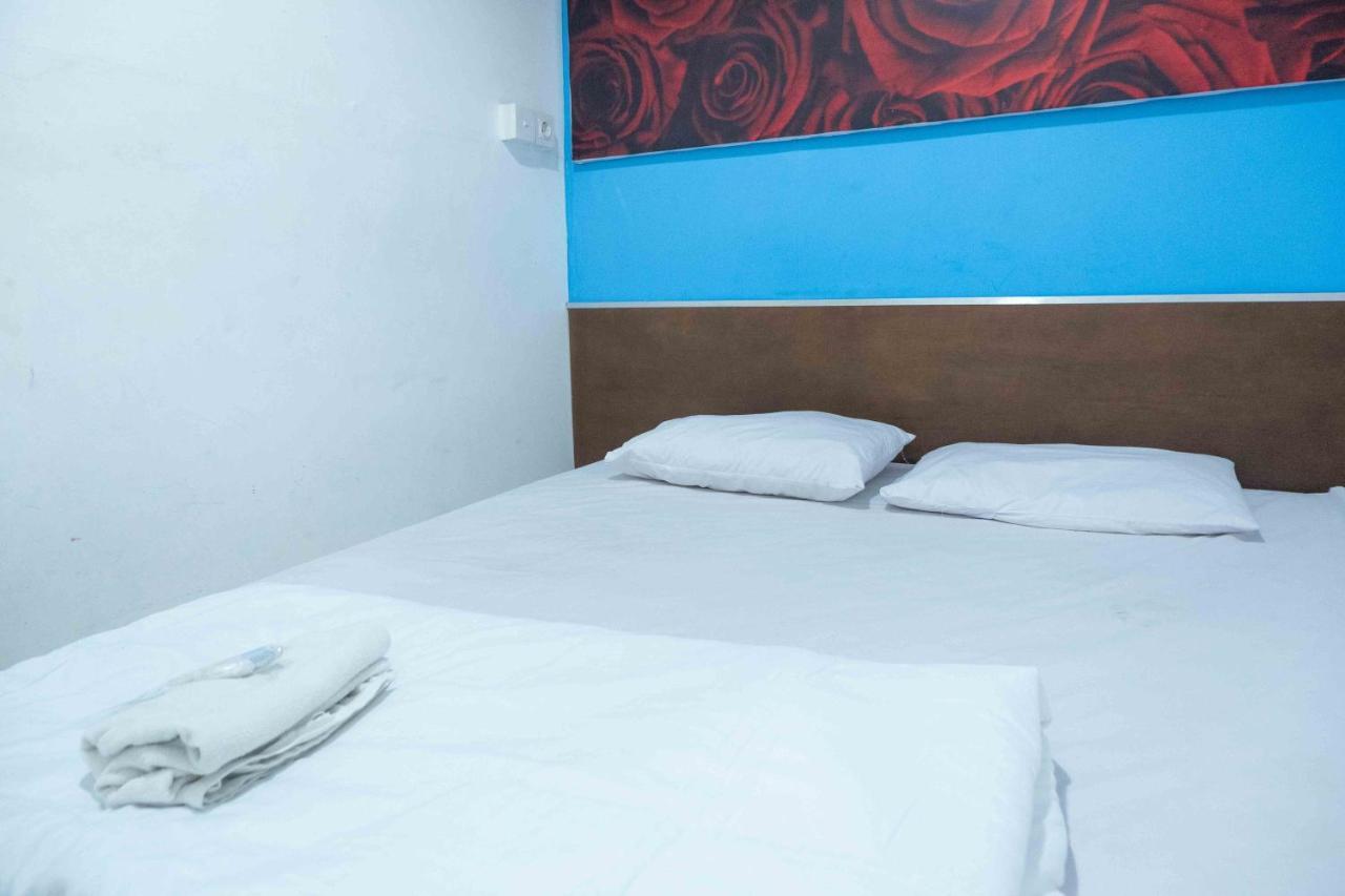 House Of Joy Sopalan Redpartner Hotel Kalasan Exterior photo