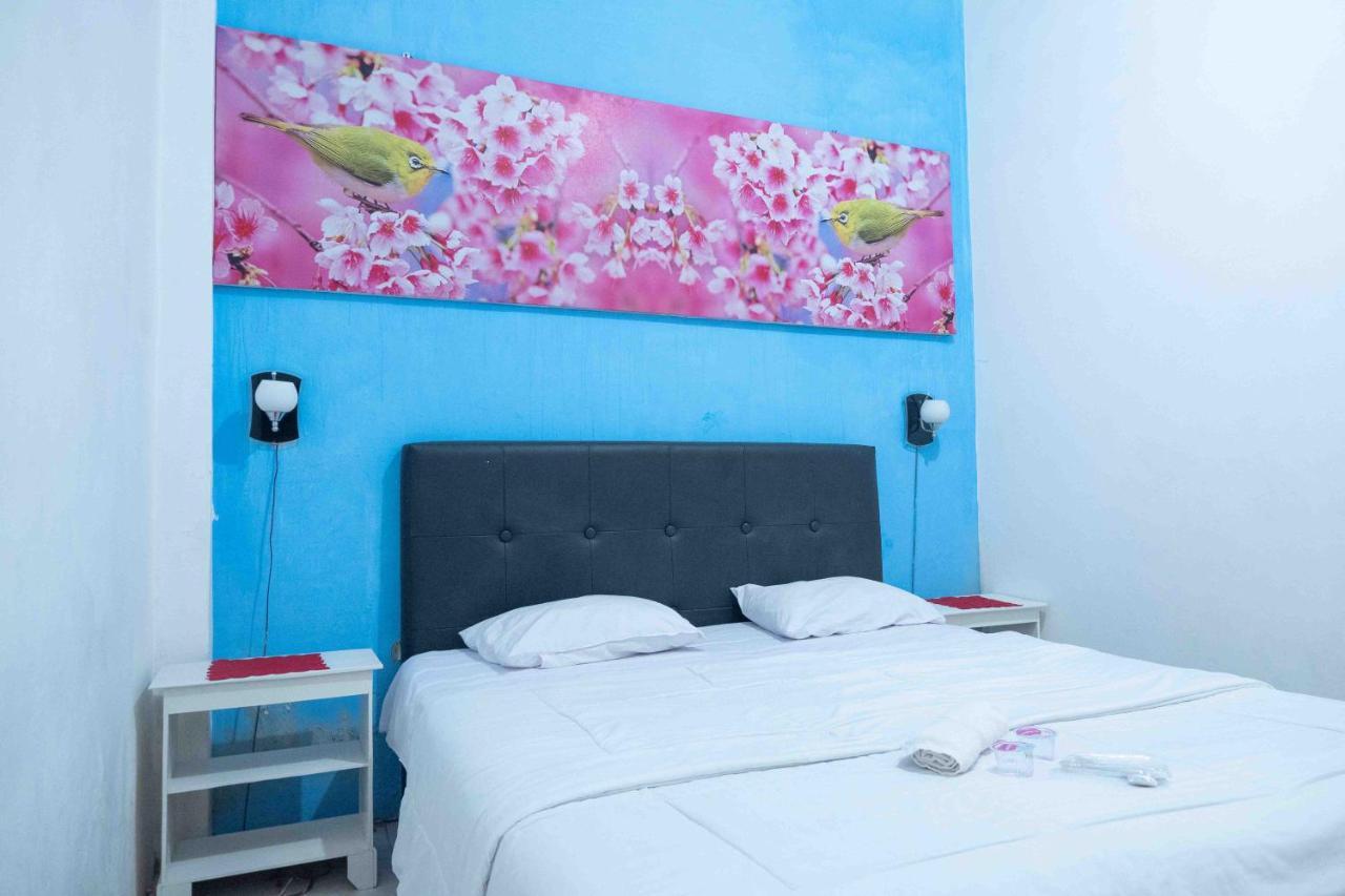 House Of Joy Sopalan Redpartner Hotel Kalasan Exterior photo