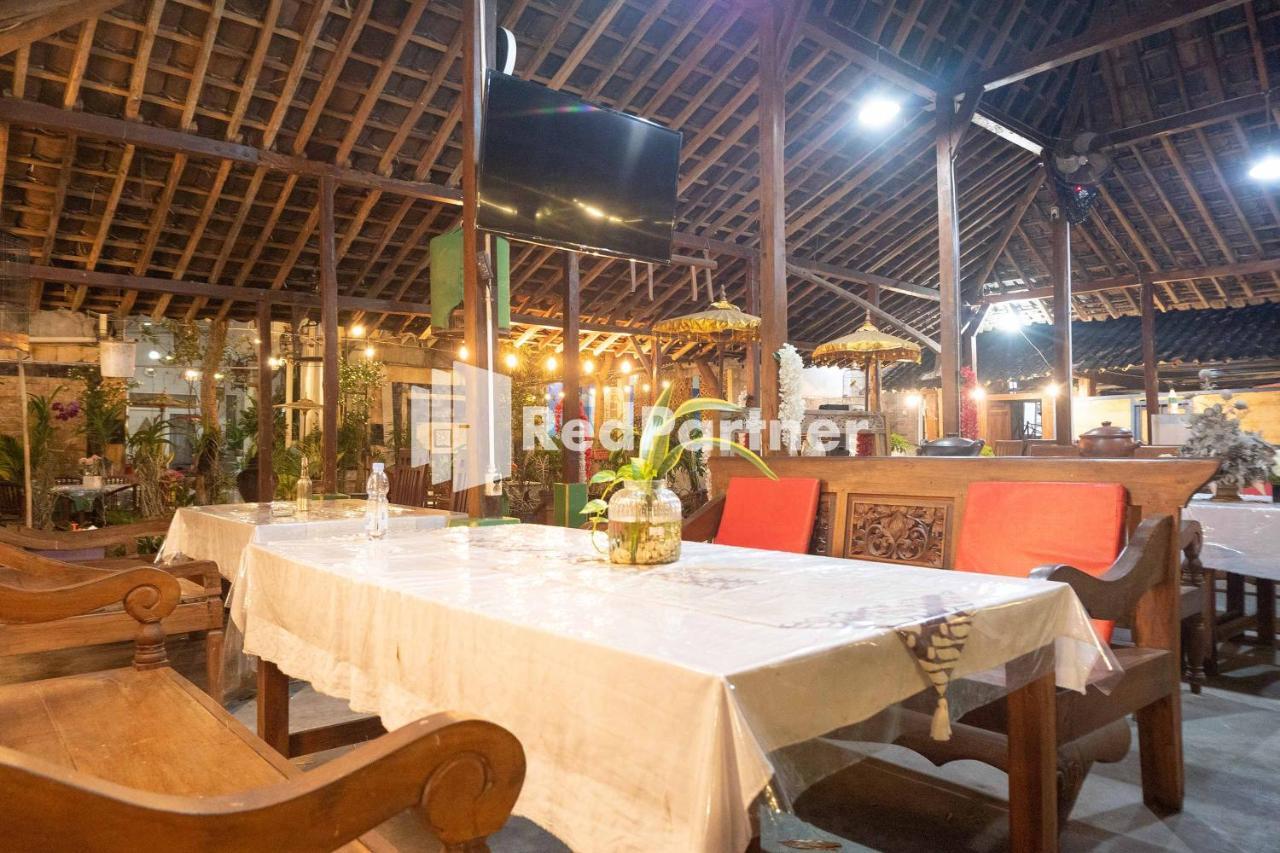 House Of Joy Sopalan Redpartner Hotel Kalasan Exterior photo